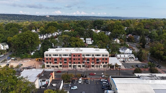 Building Photo - 1722 Springfield Ave