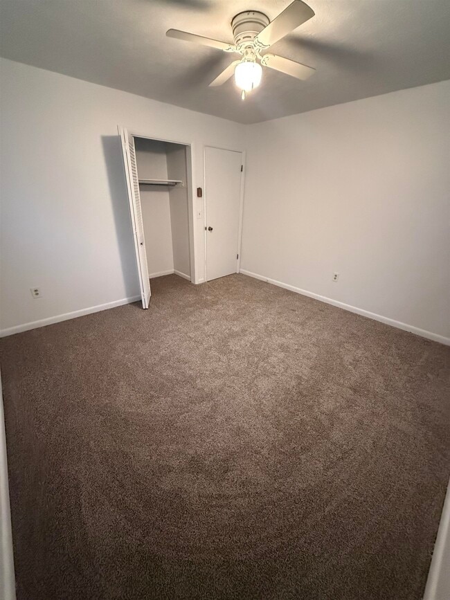 Building Photo - 1045 Moore St