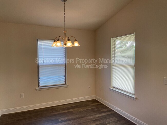 Building Photo - 7954 Nalo Creek Loop