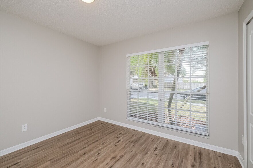 Building Photo - 10608 Walker Vista Dr