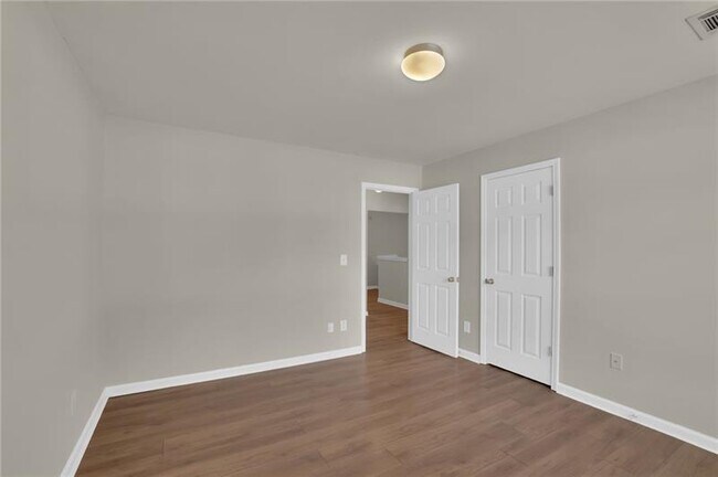 Building Photo - 1865 Ellison Lakes Ct