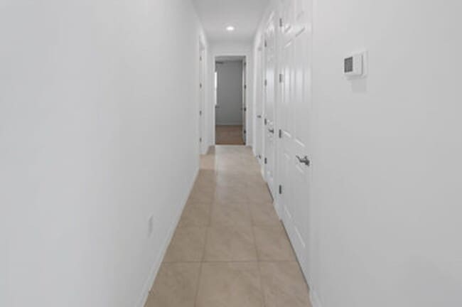 Building Photo - ANNUAL RENTAL AVAILABLE FOR ASAP MOVE-IN!!