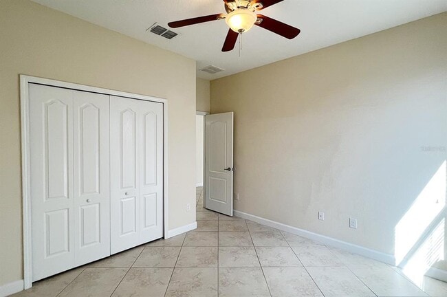 Building Photo - 1604 Thetford Cir