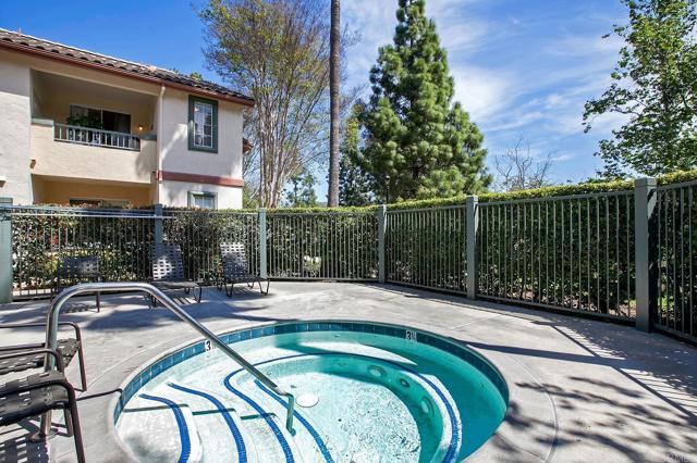 Building Photo - 10880 Sabre Hill Dr