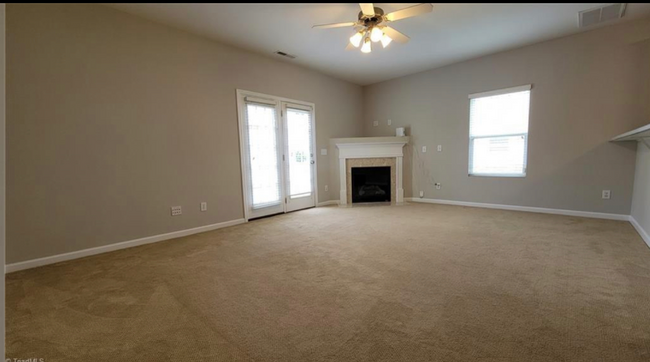 Building Photo - 33 Arbor Hl Pl