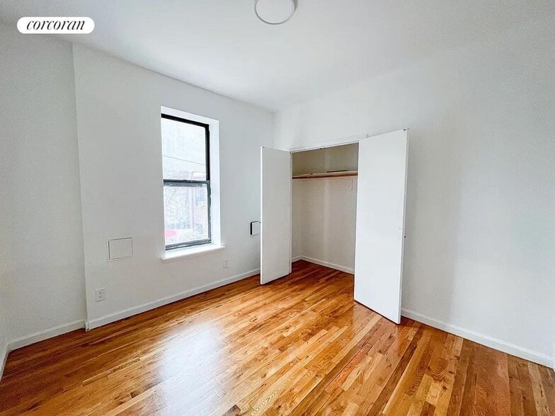 Building Photo - 310 Sumpter St