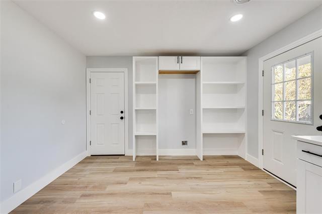 Building Photo - 5017 Sabelle Ln
