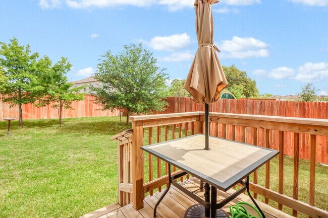 Building Photo - 15327 Shortwing