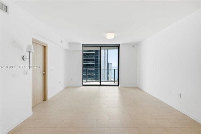 Building Photo - 1000 Brickell Plaza