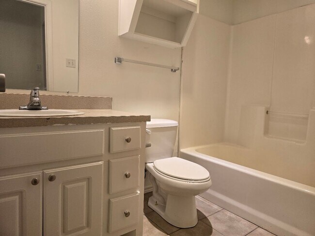 Building Photo - Updated and available now!