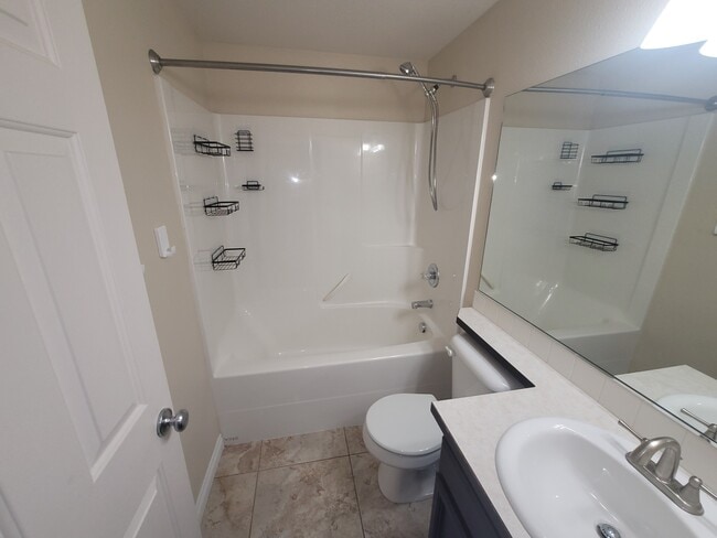 Building Photo - 4215 Case Ln
