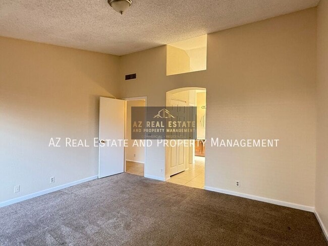Building Photo - 8528 W Pershing Ave