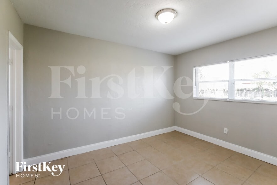 Building Photo - 20111 NW 12th Ave