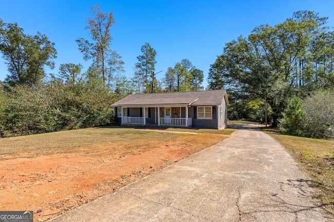 Building Photo - 168 Old Corinth Rd