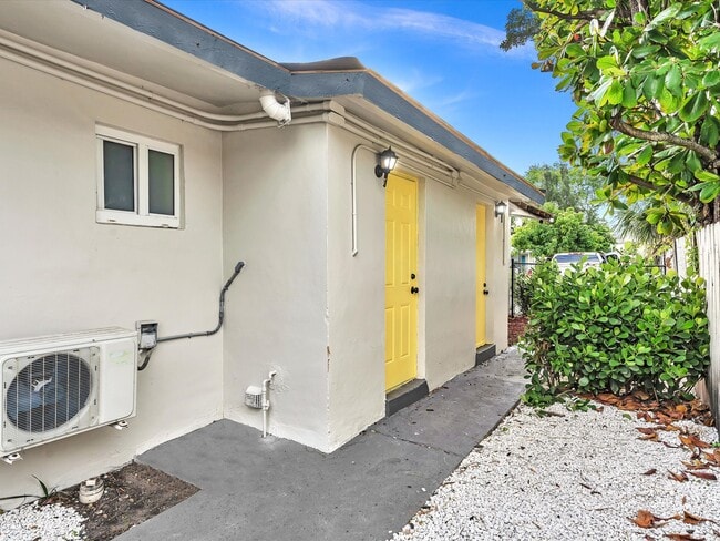 Building Photo - 740 NW 4th Ave