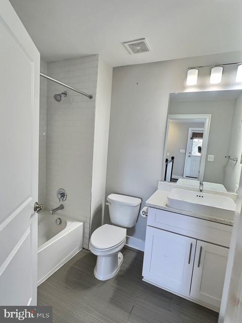 Building Photo - 2179 Half Moon Pl NE