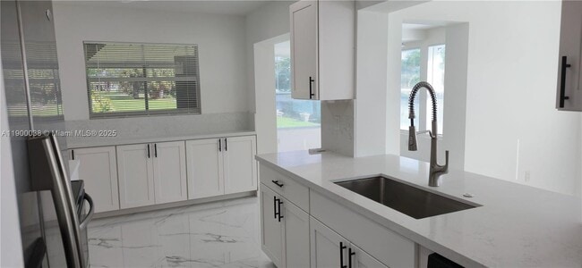 Building Photo - 4404 NW 46th Way