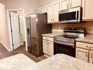 Building Photo - 4 bedroom in Palm Coast FL 32164