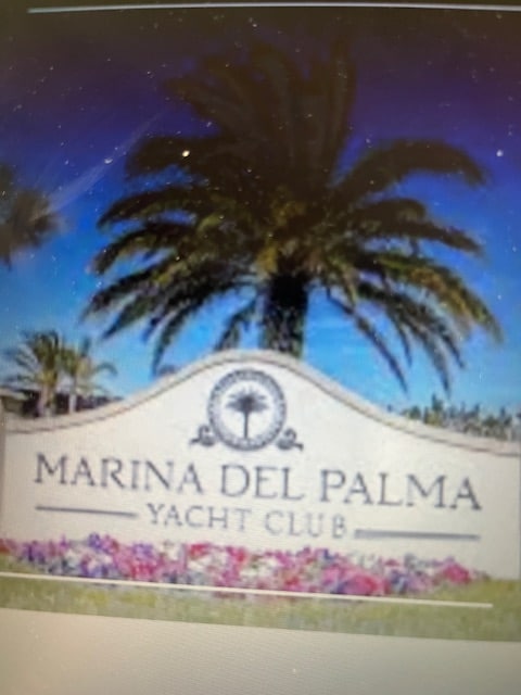 Building Photo - 20 Del Palma Dr