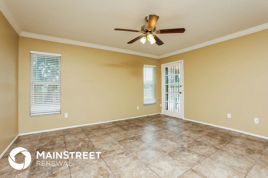 Building Photo - 2767 Silver Ridge Dr