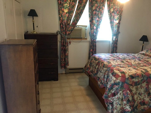 Building Photo - 294 Hines Ave