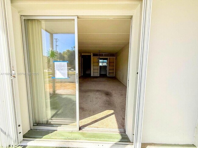 Building Photo - 649 S Tamiami Trl