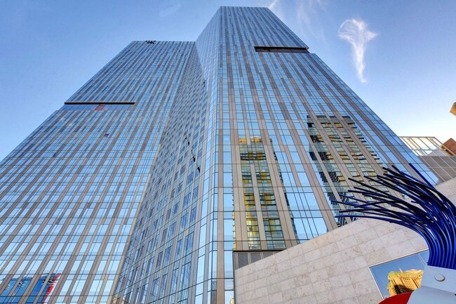 Building Photo - Stunning North Strip/City views from this UNFURNISHED 1+Den/1.5ba residence.