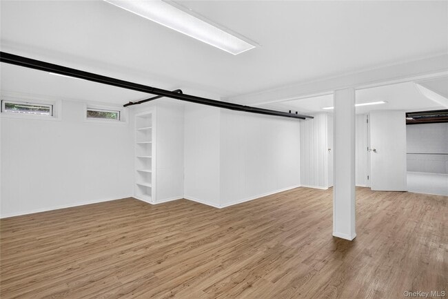 Building Photo - 20 Earle Pl
