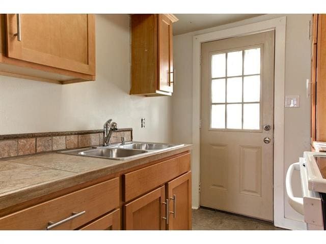 Building Photo - 2103 Harrison Ave