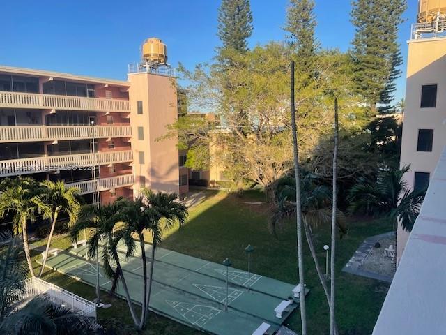 Building Photo - 180 NE 12th Ave