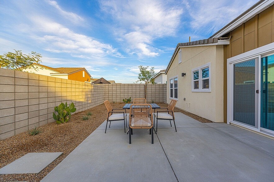 Building Photo - Summerwell La Quinta