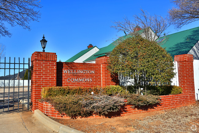 Primary Photo - Wellington Commons