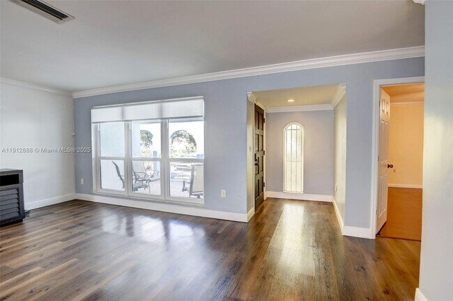 Building Photo - 7920 Alhambra Blvd