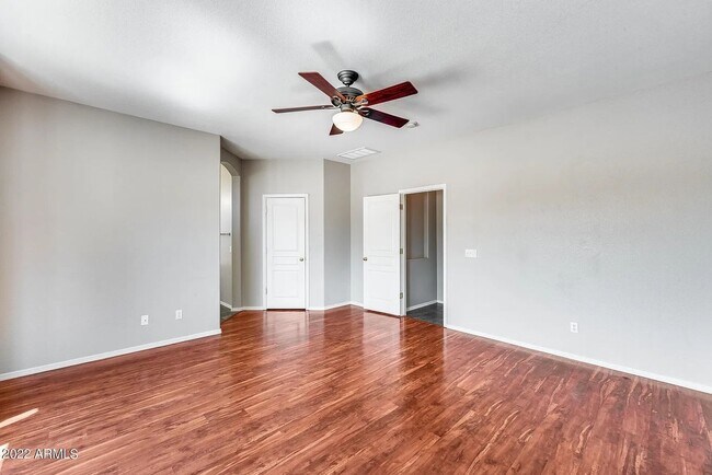 Building Photo - 322 S 120th Ave