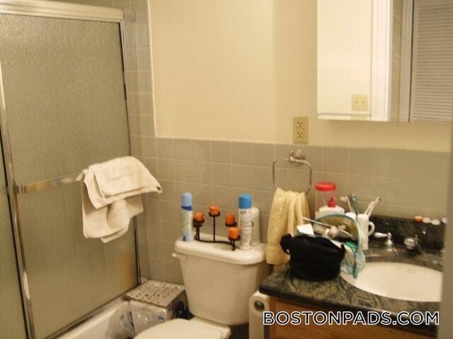 Building Photo - 90 Westland Ave