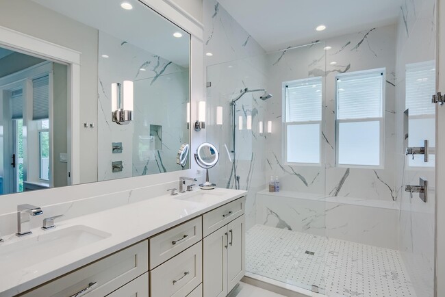 Building Photo - 40 Kristin Ct