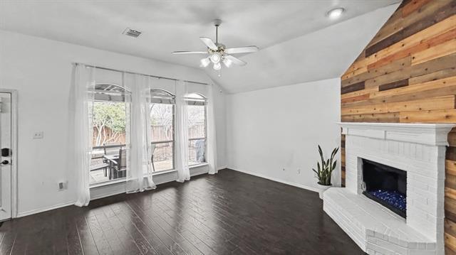 Building Photo - 11146 Clearstream Ln