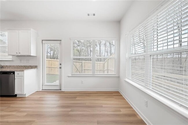 Building Photo - 1532 Aralynn Way