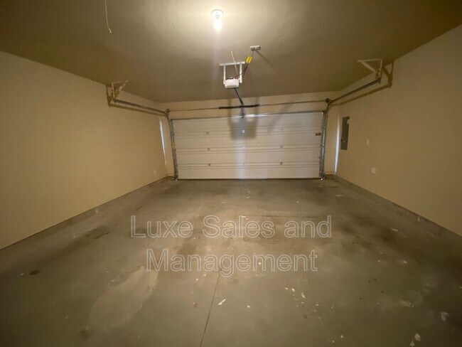 Building Photo - 11207 NW 114th St