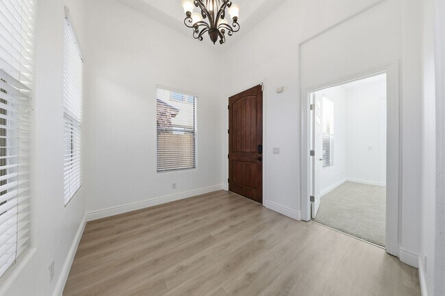 Building Photo - Luxury Golf Resort Living in Guard-Gated Tuscany – Henderson