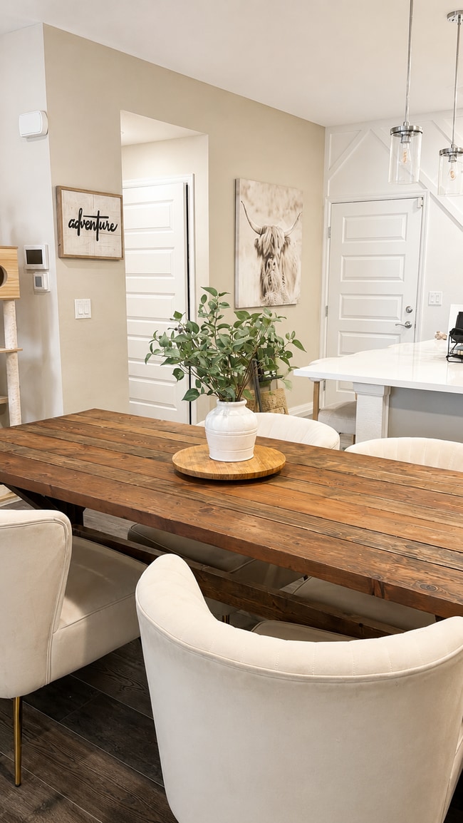 Building Photo - 1625 Rose Quartz Heights