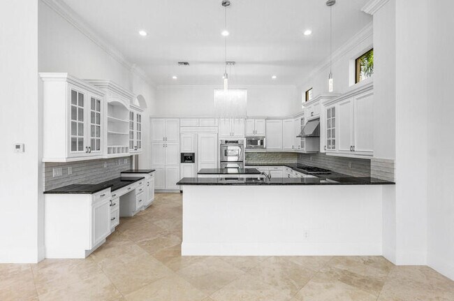 Building Photo - 17662 Circle Pond Ct