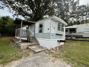 Building Photo - 4875 Rancho Dr