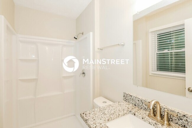 Building Photo - 3 Bedroom Pet-Friendly Home in COLLEGE PAR...