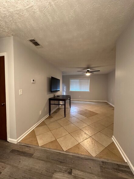 Building Photo - 3772 Kensingwood Trce