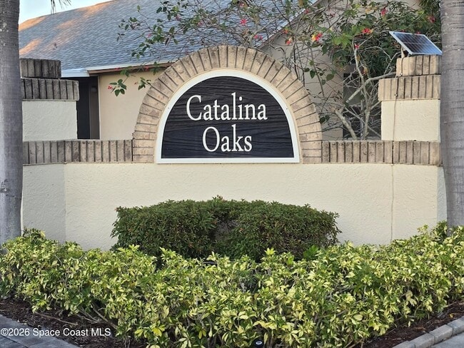 Building Photo - 481 10th Pl