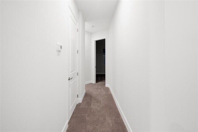 Building Photo - 5164 Liberty Ln