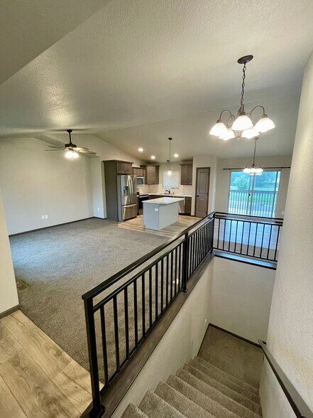 Building Photo - 628 Rachel Ln
