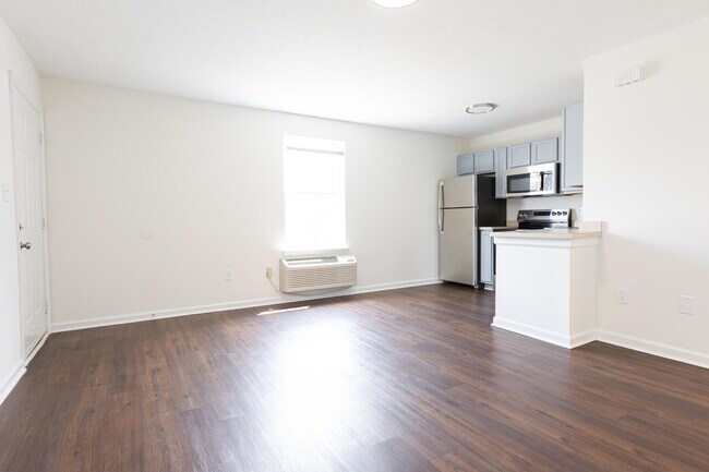 Building Photo - 144 S Killarney Ln