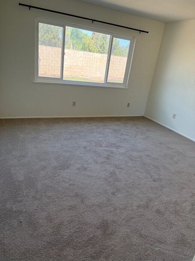 Building Photo - Cozy 3/2 in Chino Hills